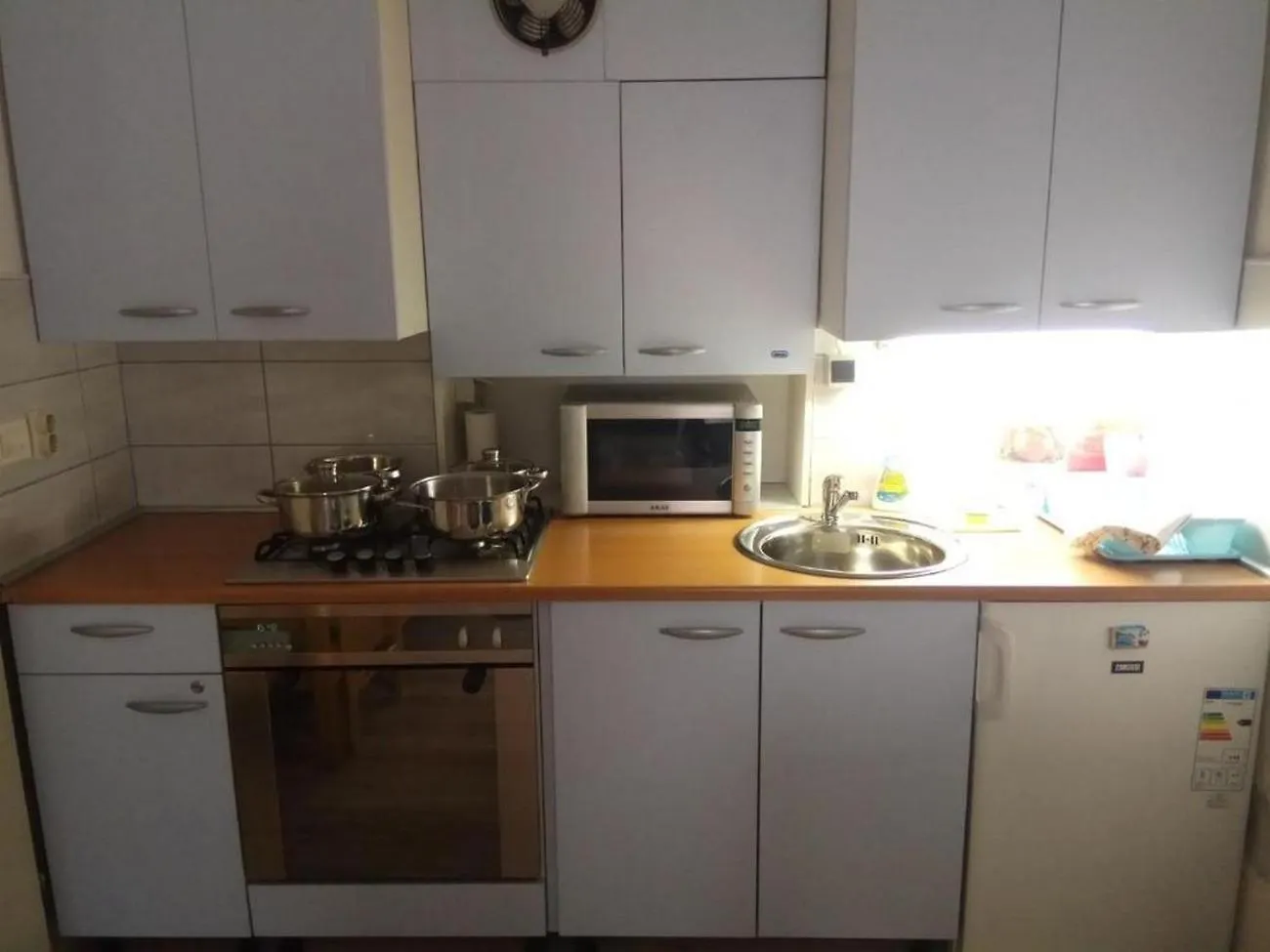 Apartments With Wifi Cres - 22751